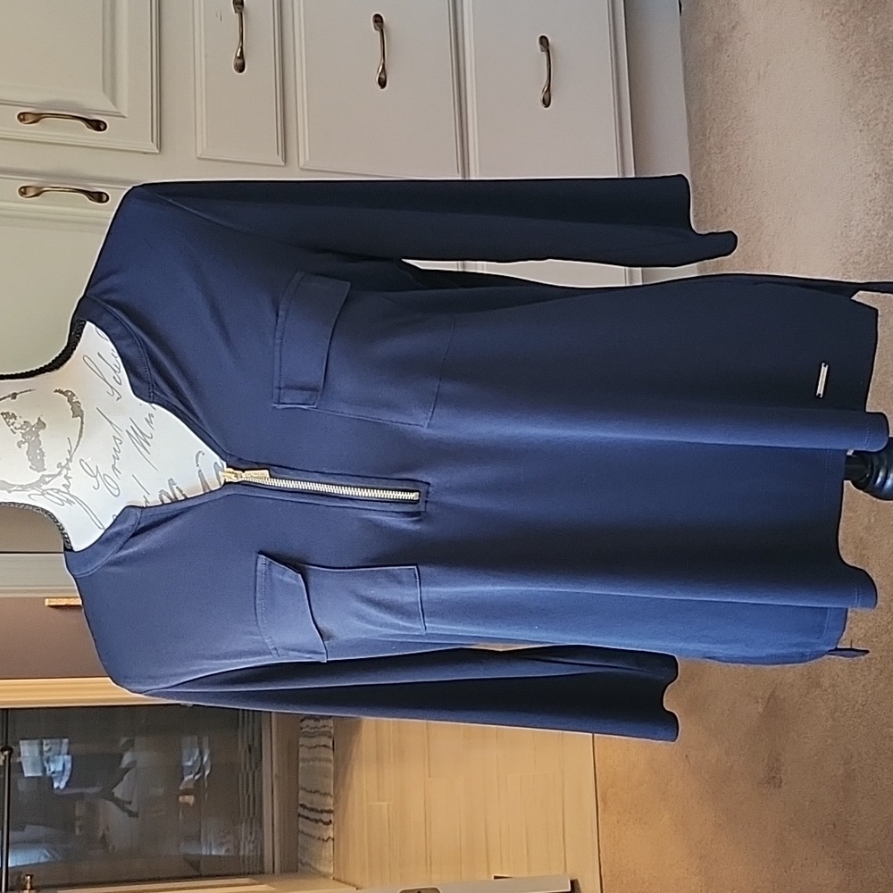 Ellen Tracy Navy Blue Top